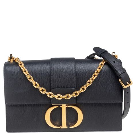 dior 30 montaigne shoulder bag|dior montaigne 30 pouch.